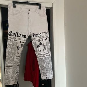 Hot Rare Authentic John Galliano Newspaper Print Jeans White/Black Size 30
